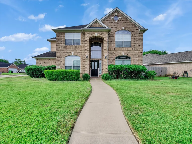 1803 Ripple Creek Dr — Photo 3