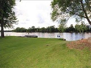 2nd image of 454 N Pier Dr