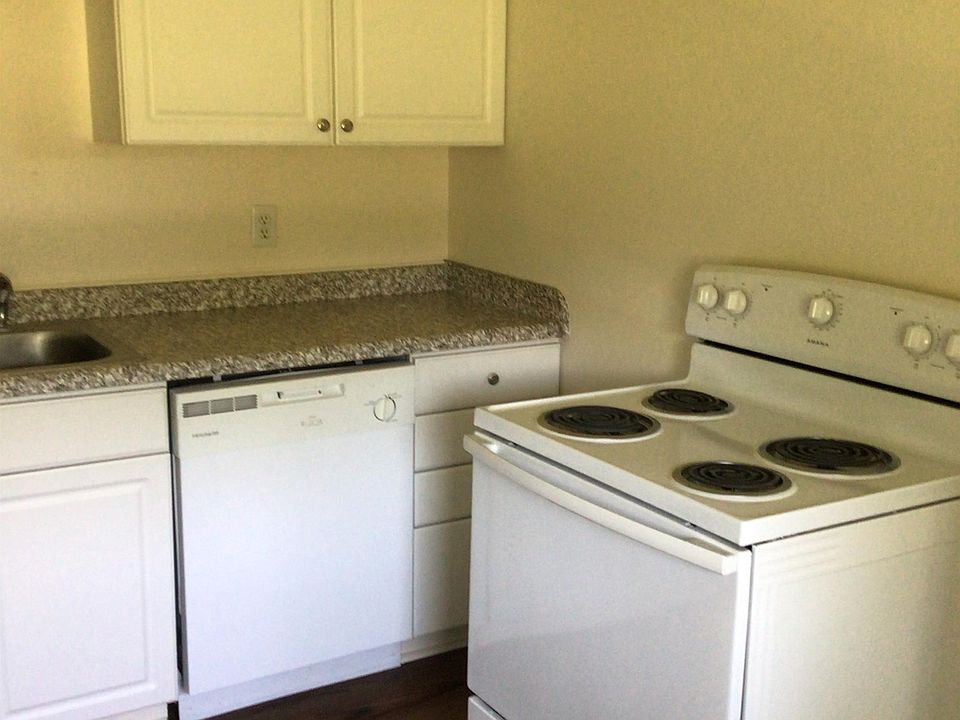 Summerton Place Apartment Rentals Mount Pleasant, MI Zillow