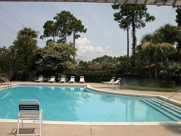 3rd image of 329 Tequesta Dr