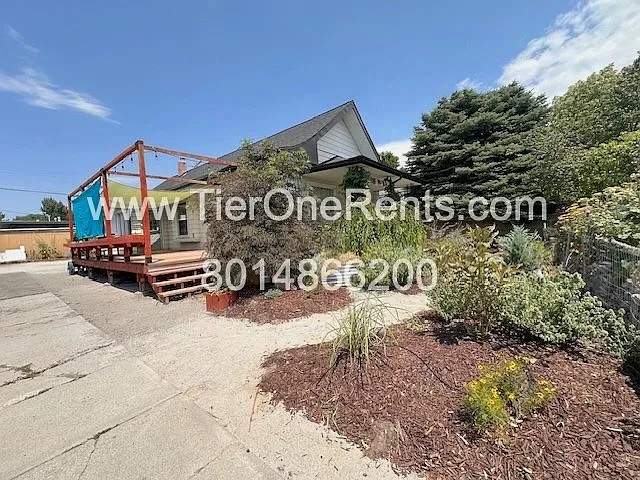 141 E Wentworth Ave — Photo 5