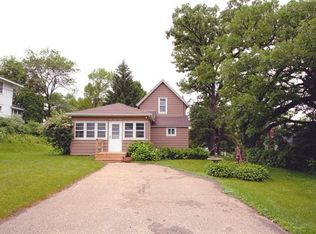 107 1st St S, Cannon Falls, MN 55009