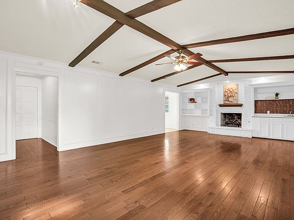 5th image of 116 Greenway St