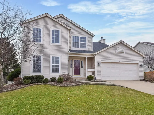 1556 W Mooseheart Rd, North Aurora, IL 60542