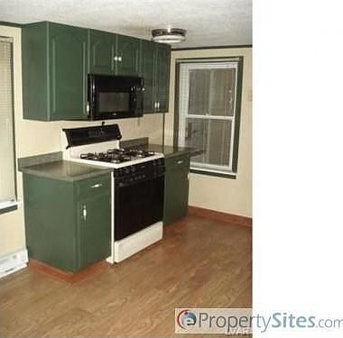 2nd image of 223 S Broad St