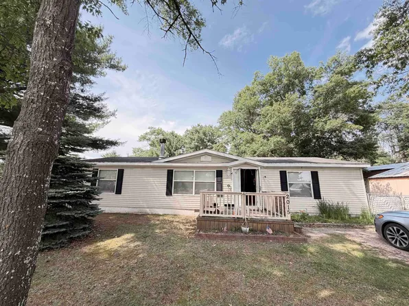 2015 E Stockwell Rd, Harrison, MI 48625
