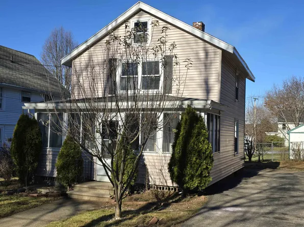 7 Whitten Street, Allenstown, NH 03275