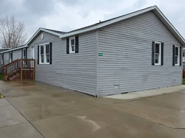 404 Laurel Oak Ln, Whittaker, MI 48190