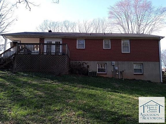 4th image of 100 Deerwood Tract Ct