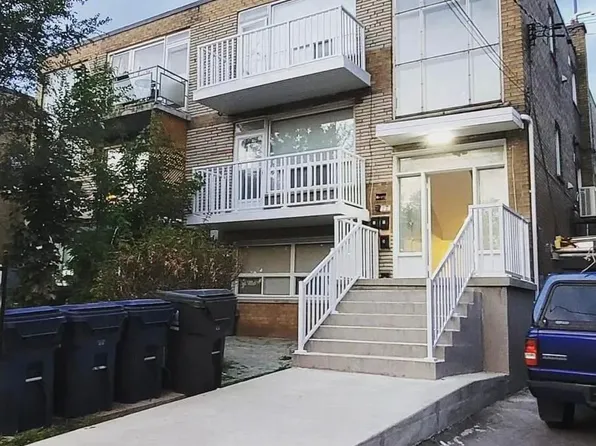 749 Marlee Ave #3, Toronto, ON M6B 3J8