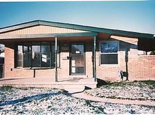 1266 S Venoy Rd, Westland, MI 48186