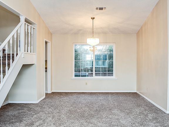 3rd image of 8169 Steinbeck Way