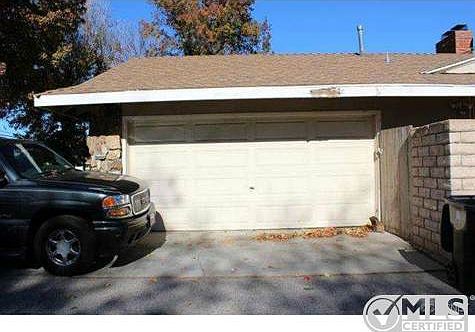 5th image of 9004 Hayvenhurst Ave