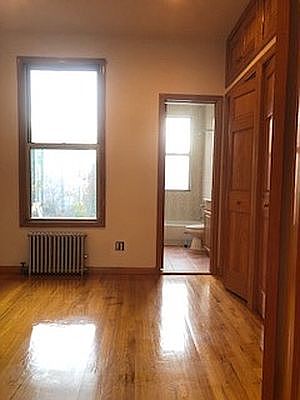 5th image of 268 Nassau Ave APT 2L