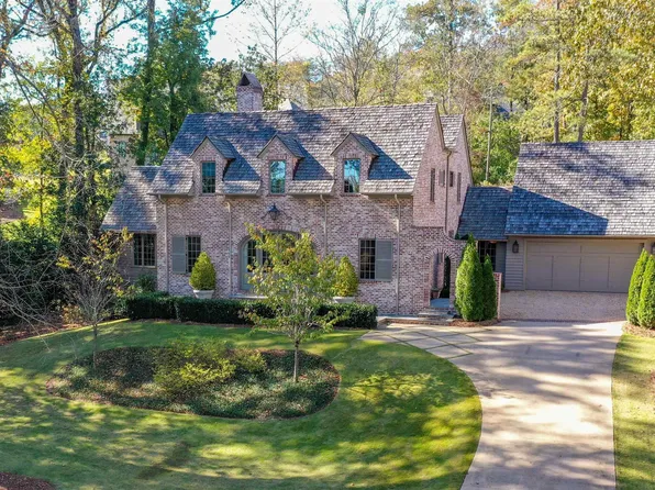 3778 Locksley Dr, Mountain Brook, AL 35223