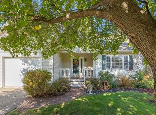 1 Briallia Cir, Newmarket, NH 03857