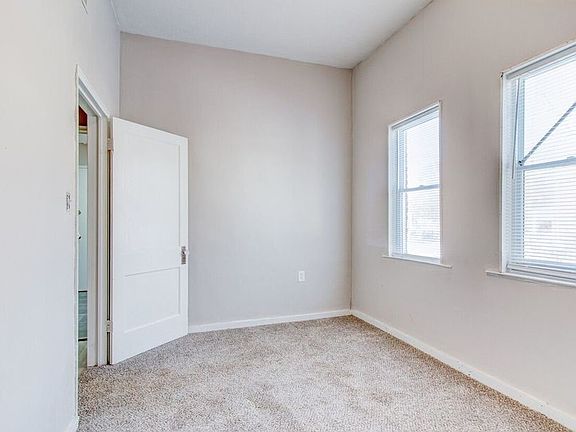 2nd image of 232 S Highland Ave Unit B