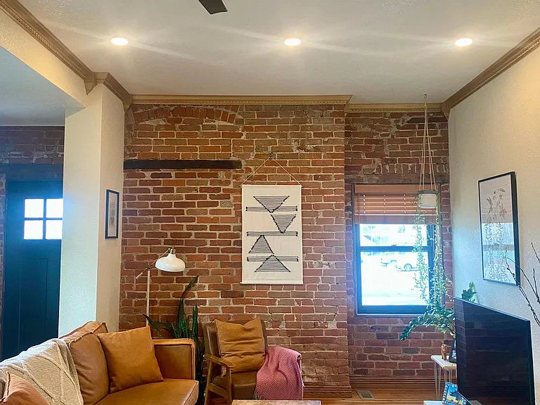 973 Galapago St — Photo 4