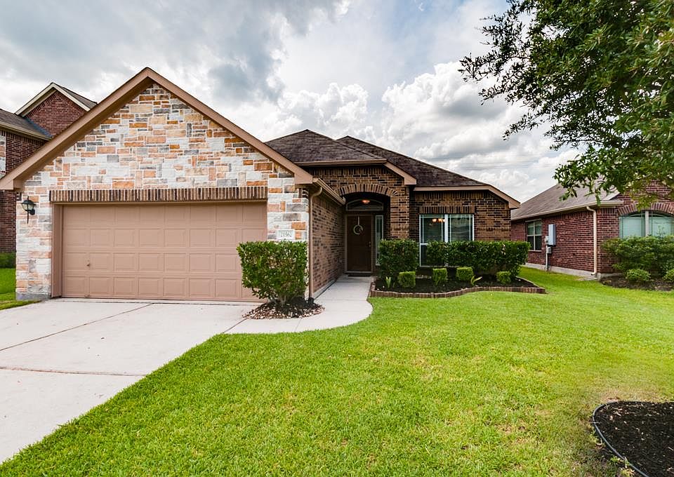 1st image of 21562 Rose Mill Dr