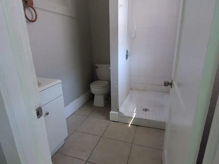 417 N Liberty St #7 — Photo 8