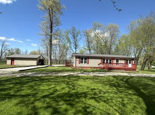 4011 Walnut Rd, Hebron, OH 43025