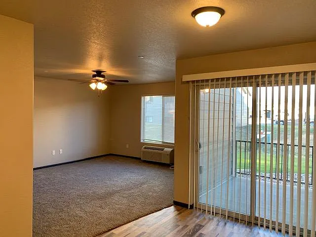 837 Tower Rd #101 — Photo 6