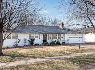 8009 Freeman Ave, Kansas City, KS 66112
