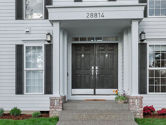 4th image of 28814 SW Crestwood Dr