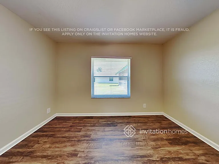 7062 Saint Clair Ct — Photo 11