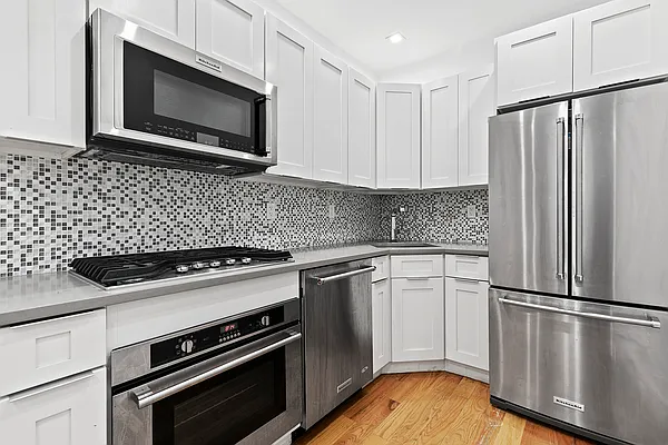 Rented by Compass | media 5