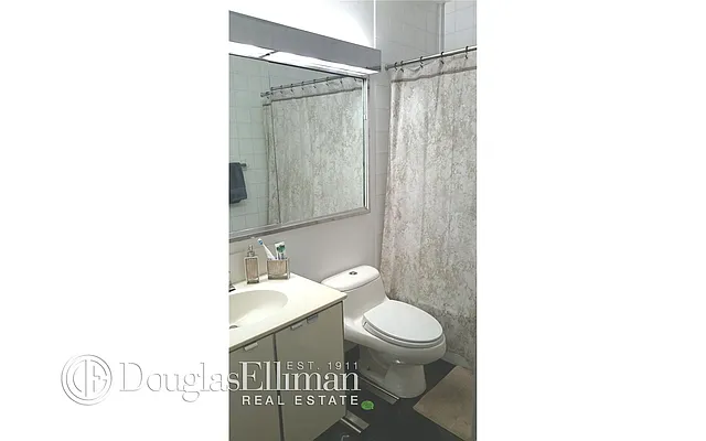 Rented by Douglas Elliman | media 22