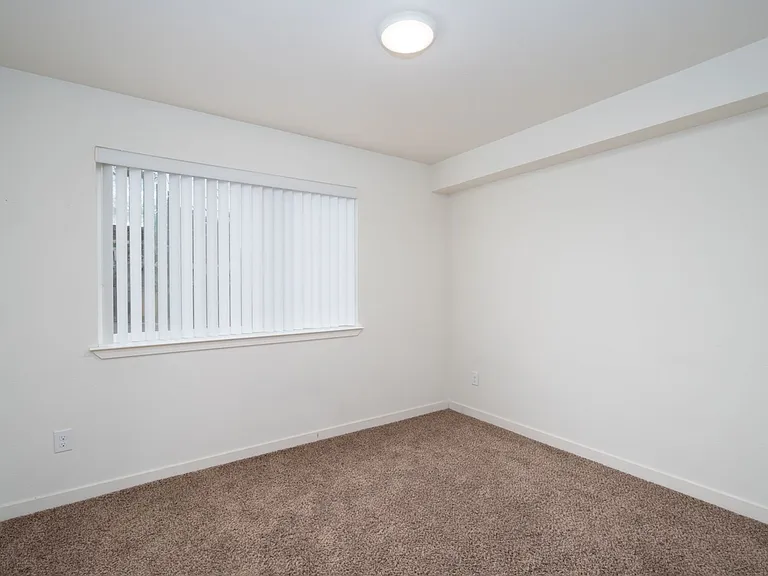 10730 NE Wygant St — Photo 13