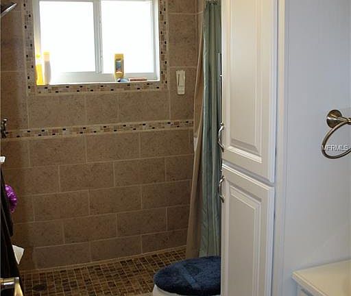 3rd image of 12803 Sandburst Ln