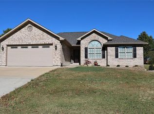 802 Jenkins St, Perryville, MO 63775