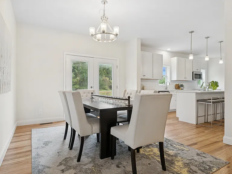 4 Sterling Dr — Photo 4