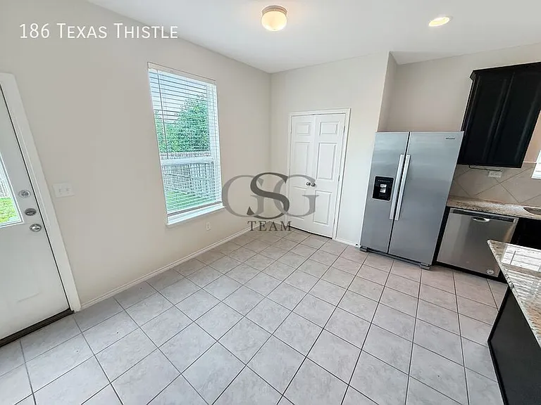 186 Texas Thistle — Photo 39