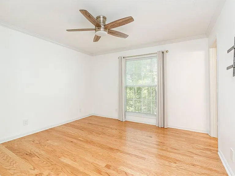 3005 Seven Pines Ln #201 — Photo 23