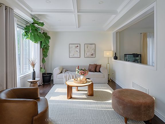 5th image of 60 Bremner St