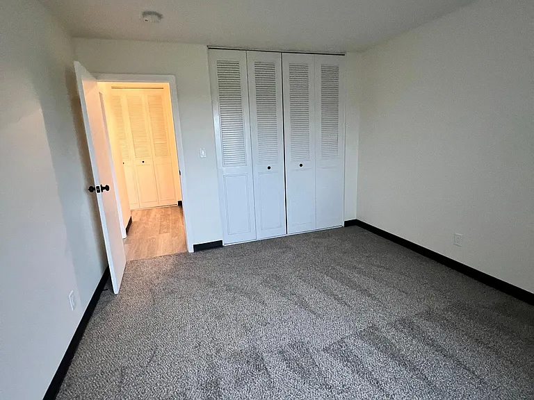 931 Old Marion Rd NE #201 — Photo 15