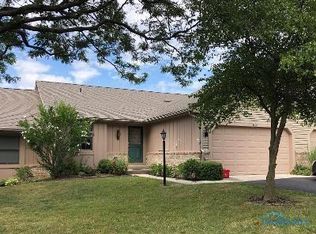 9862 Ford Rd, Perrysburg, OH 43551