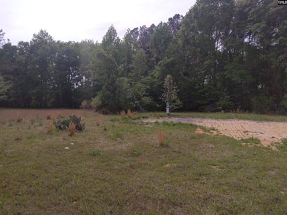 3rd image of 242 Ault Rd