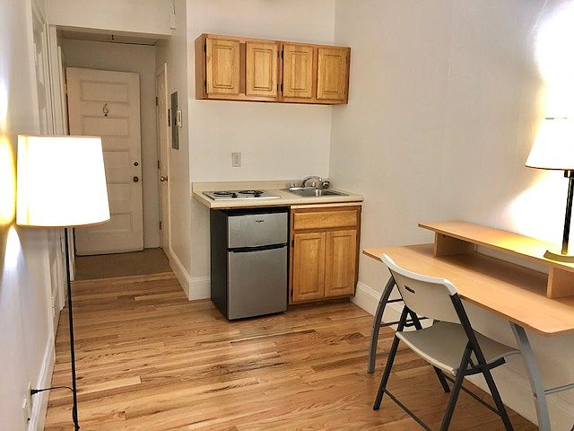 1st image of 1061-1089 Beacon St #6F