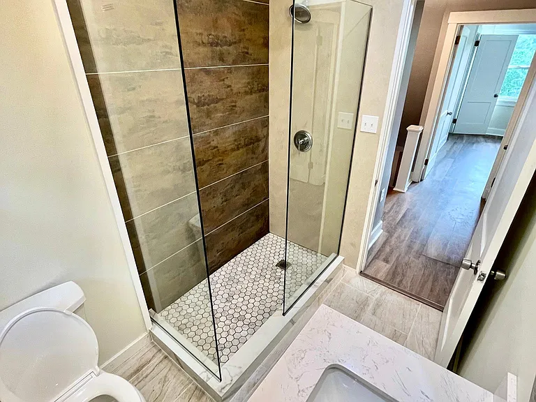 149 Race St — Photo 2