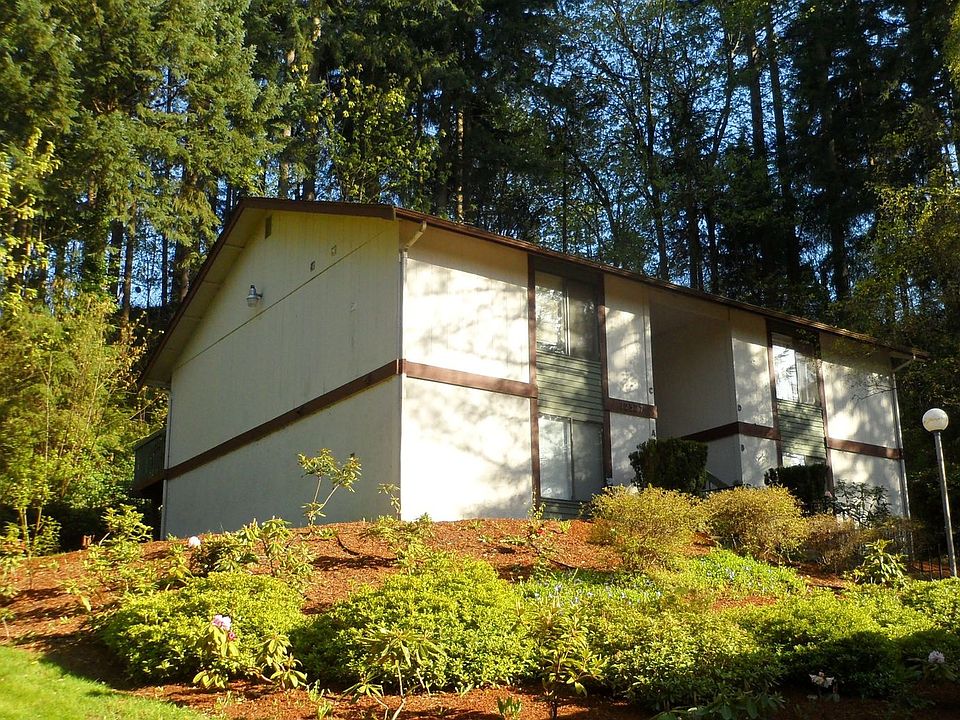 1st image of 12327 118th Avenue Ct E APT B