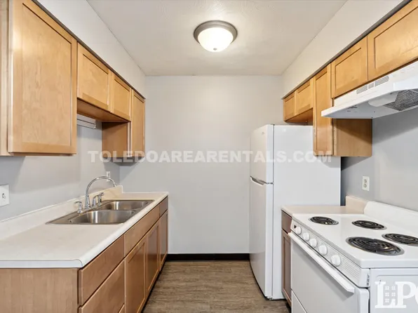 6018 Secor Rd Unit 15, Toledo, OH 43613