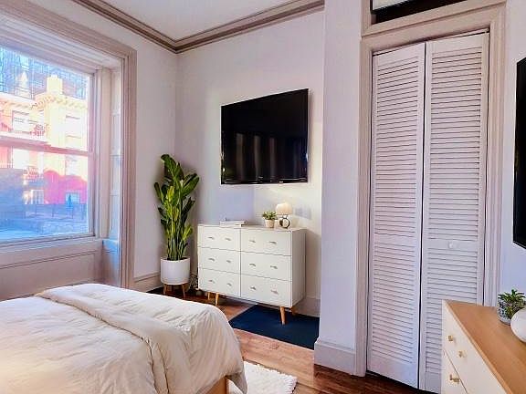 5th image of 147 Montague St #3R