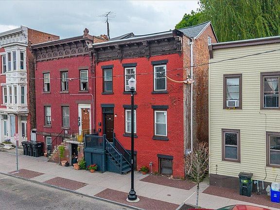 2nd image of 240 4th Street
