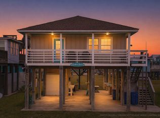 214 Sand Dune Ct, Surfside Beach, TX 77541