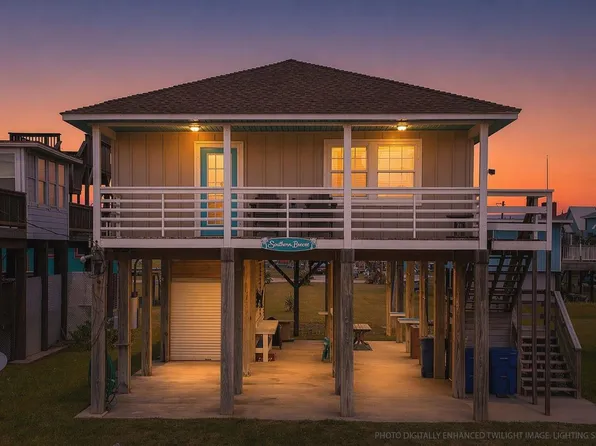 214 Sand Dune Ct, Surfside Beach, TX 77541