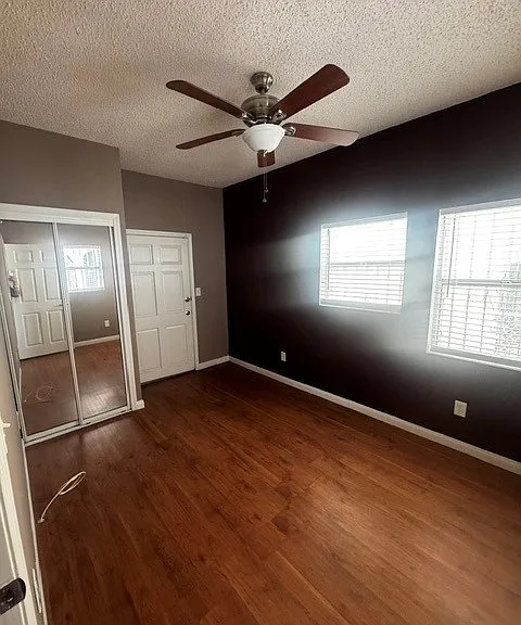 730 W 73rd St #734 — Photo 5